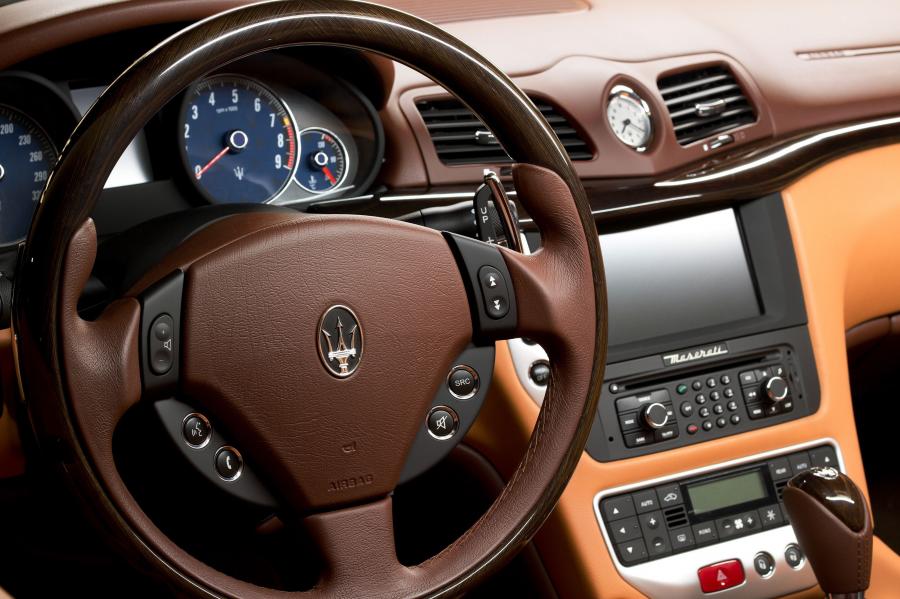  Maserati GranTurismo 2007 года  (фото 15 из 240)